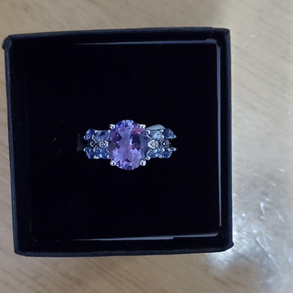 Sterling silver 2.50 CTW Amethyst & Topaz Ring